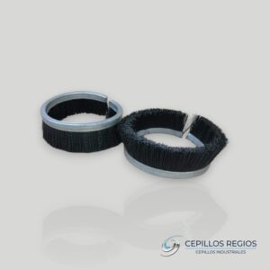 Circular brush for sand blast machine