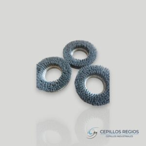 Flat disc brush with abrasive nylon bristles