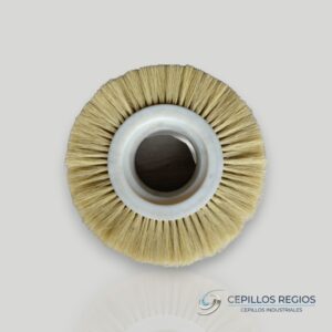 Roller brush for polishing wood with natural lechugilla or Ixtle bristles