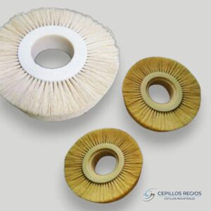 Disc type brushes with natural fiber bristles lechugilla or Ixtle