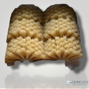 Wood polishing brush