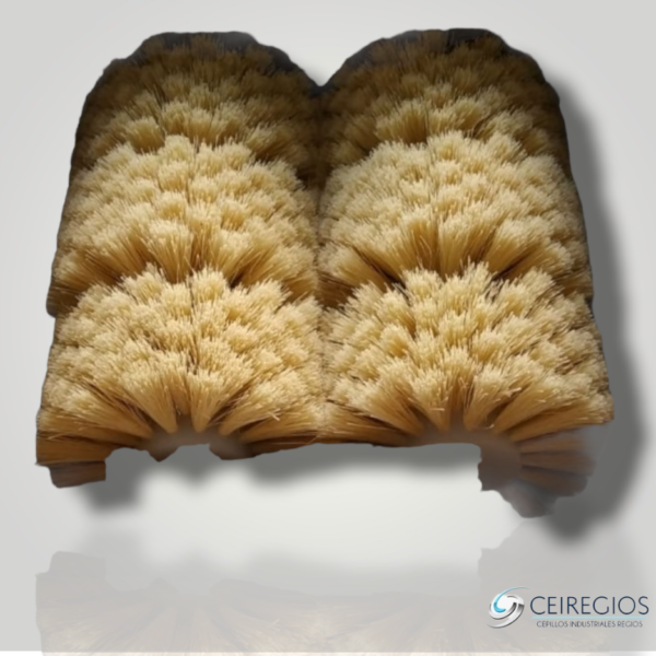Wood polishing brush