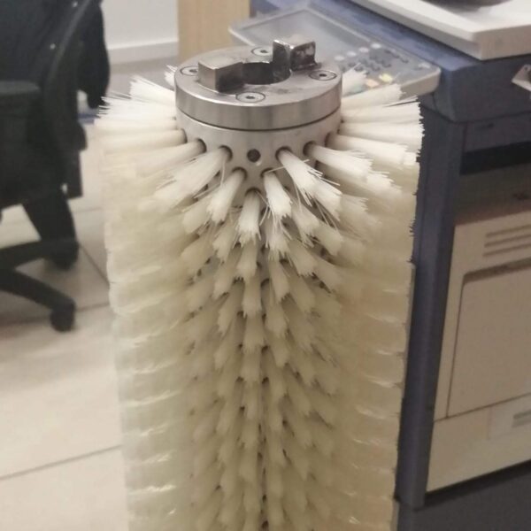 Roller type brush for the food industry with food grade bristles - Image 3