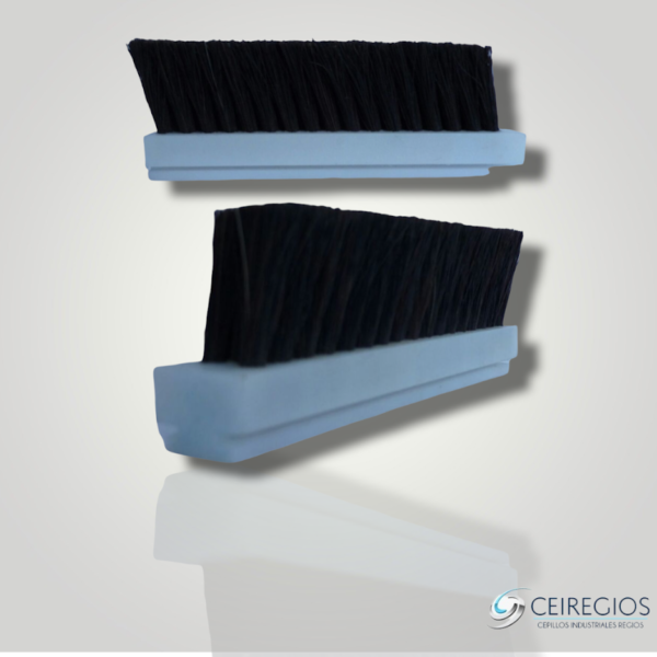 Cleaning brush for printing - Image 2