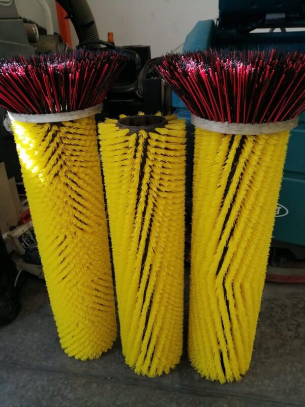 Central brush for sweepers and scrubbers - Image 4