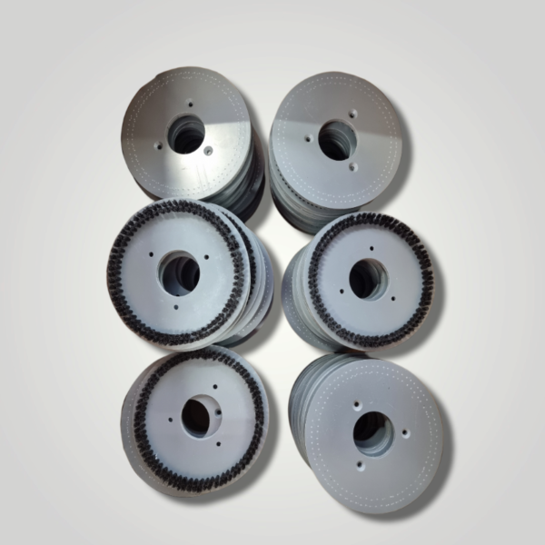 Brushes of various types used in factories of metal packaging and cans - Image 5