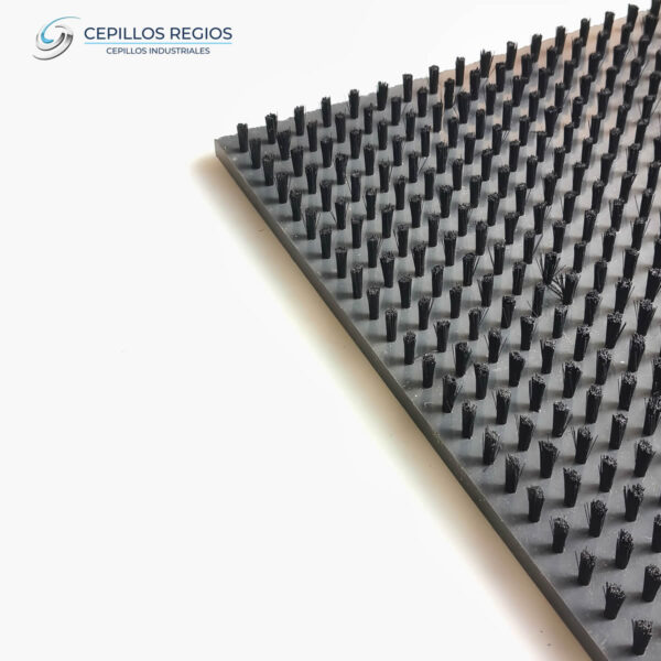 Brush panel for punching table - Image 4
