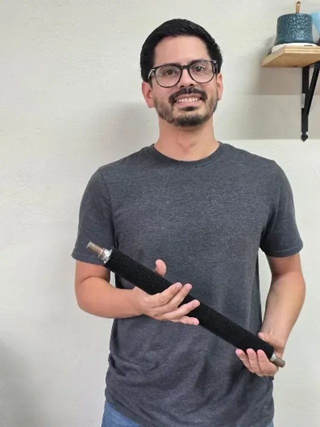 Isaac Reyna, sales, production and quality team member at Regios Brushes