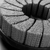 Cepillo-para-limpieza-de-rebabeo-tipo-disco-1