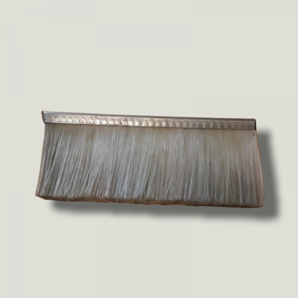 Cepillo tipo cortina con base de acero inoxidable y cerdas de nylon